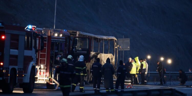 Vier daklozen omgekomen bij brand in treinwagon.