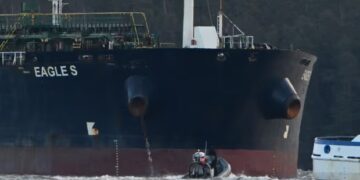 Zestig mijl lange sleepmarkering gevonden bij beschadigde Baltische zeekabel, meldt Finland