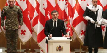 Nieuwe Georgische president beëdigd te midden van politieke crisis