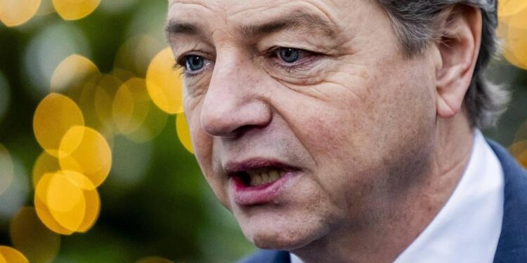 Madlener: motie over minder geluidshinder Schiphol onverstandig