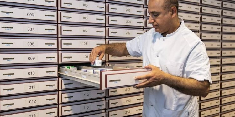 Rechter: verbod staking apotheekmedewerkers dringend noodzakelijk