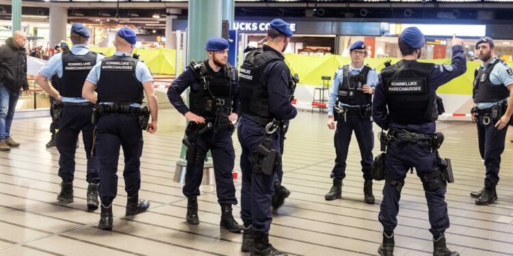 Oplopende spanningen door vloeistofbeperkingen op Schiphol