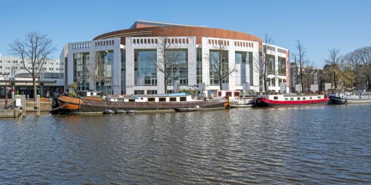 Amsterdamse partij De Vonk verwelkomt verboden Palestijnse activist Mohammed Khatib