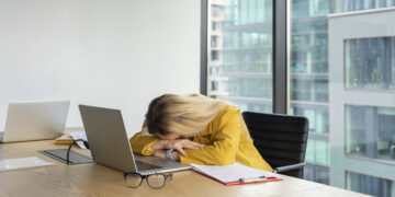 Waarom je je altijd moe voelt