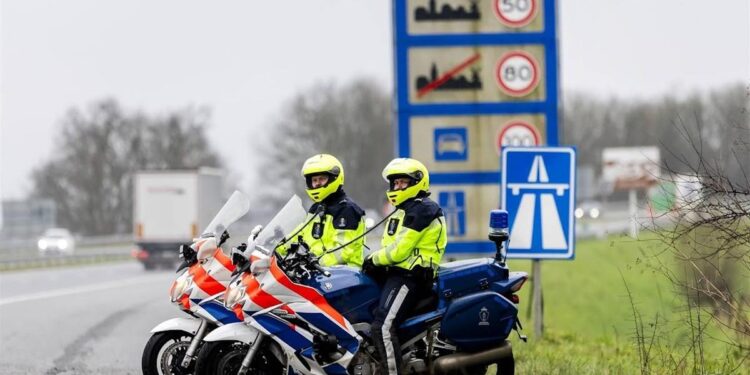 Marechaussee maakt cijfers grenscontroles toch niet bekend
