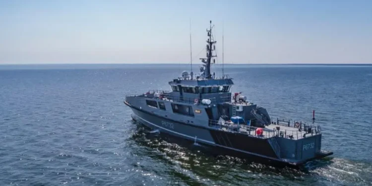 Estlandse marine beschermt onderzeese stroomkabel na schade aan hoofdkabel