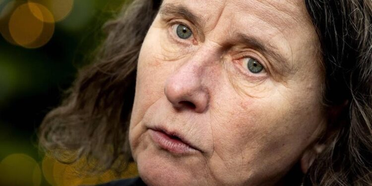 Faber bereidt vertrek derdelanders voor, mogen voorlopig blijven