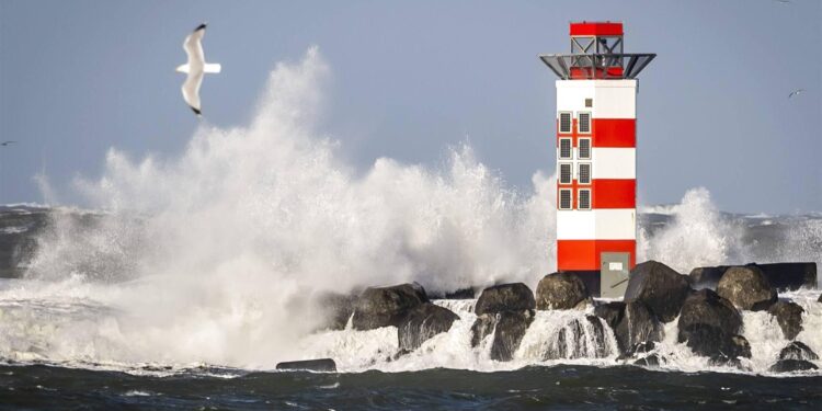 ‘Tweelingstorm komt op Nederland af’, maar wat is dat eigenlijk?