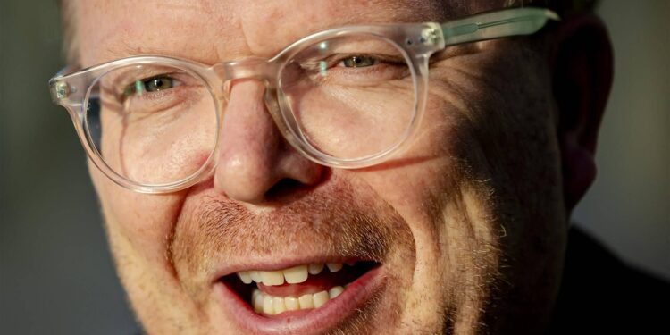 Jan Roos aangehouden na ‘oproep tot geweld’ tijdens Sunneklaas