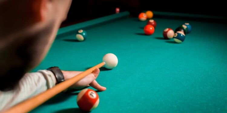 De beste poolcafés in Amsterdam: 7 hotspots voor een potje pool