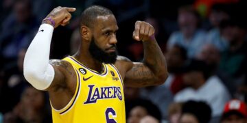 LeBron James uit kritiek op NFL met gewaagde opmerking