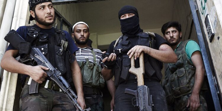 Syrië: Voormalige rebellen en buitenlandse jihadisten gepromoveerd tot officieren in het leger