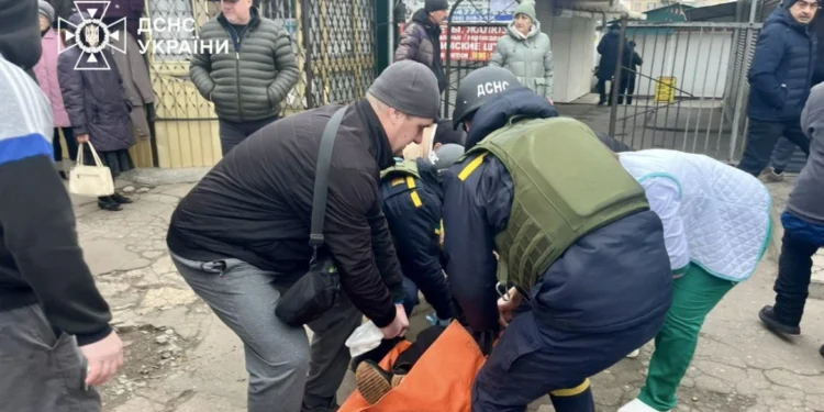 Oekraïne-oorlog: Russische drone treft markt in Nikopol, acht gewonden