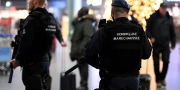 Vier verdachten blijven vast na fatale politie-inval in Rotterdam