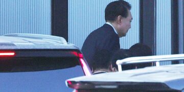 Gepassioneerde president van Zuid-Korea gearresteerd en ondervraagd door parket