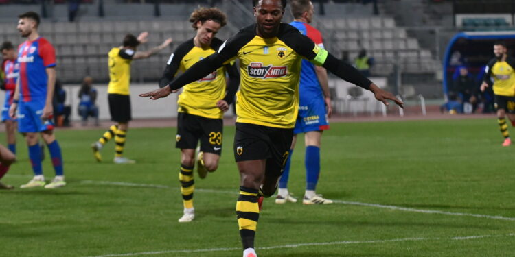 AEK start 2025 met overwinning op Volos met 2-4