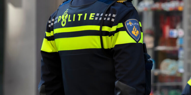 Vierjarig meisje dood aangetroffen in woning Rotterdam, onderzoek loopt