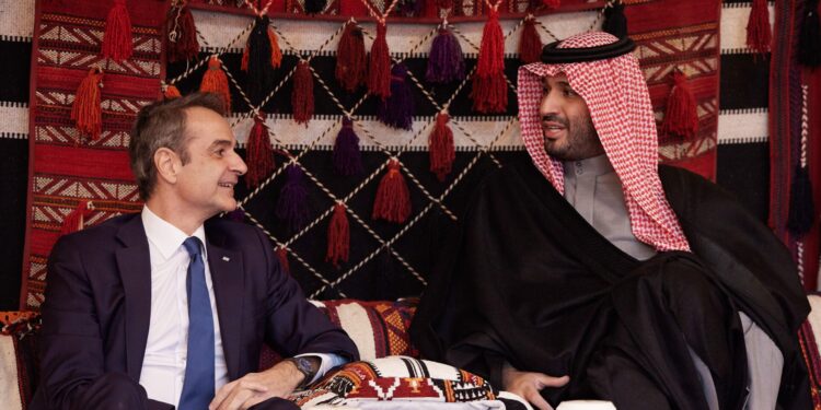 Versterking van strategische samenwerking tussen Griekenland en Saoedi-Arabië