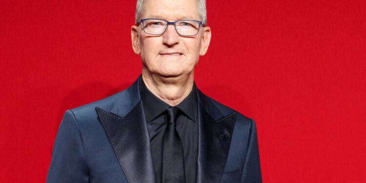 Tim Cook doneert 1 miljoen euro voor inauguratie Trump