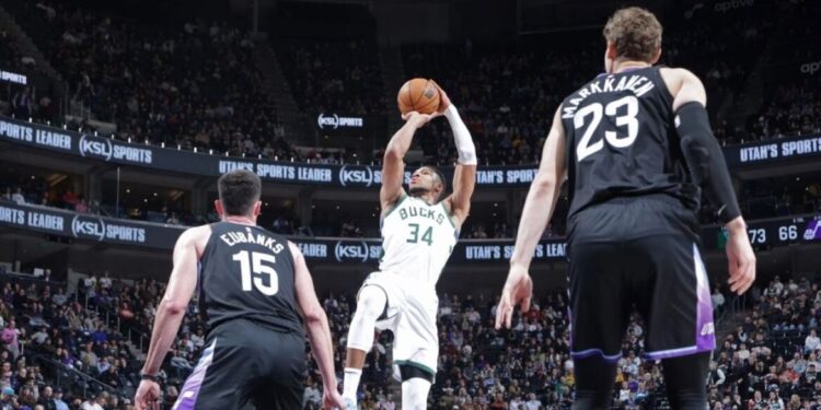 Giannis en Lillard leiden Milwaukee naar overwinning op Utah met 125-110