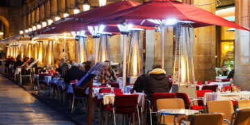 Verbod op buitenkachels breidt uit naar Barcelona