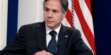 Noord-Korea lanceert raketten tijdens Blinkens bezoek aan Seoul