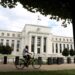 ‘Orkaan Trump scheidt Fed en ECB in economische storm’