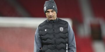 Onrecht tegenover vader: zoon van Razvan Lutcescu spreekt zich uit in Griekenland.