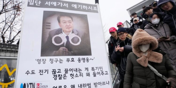 Arrestatiebevel uitgevoerd tegen afgezette Zuid-Koreaanse president