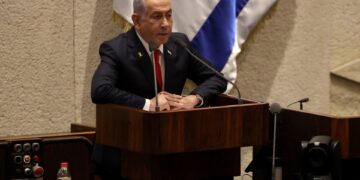 Netanyahu vraagt om uitstel van indiening bij strafrechtbank
