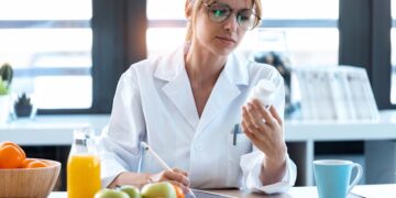 Artsen worstelen met nieuw elektronisch voorschrijfsysteem: veel protesten.