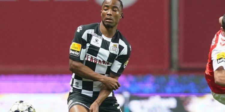 Olympiakos doet bod op Onyemachsi, antwoord vandaag verwacht van Portugezen