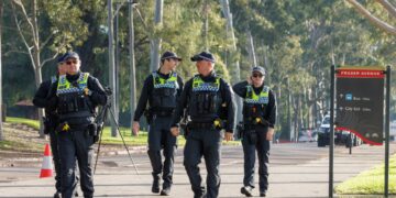 Wandelaar na twee weken vermist levend teruggevonden in Australië