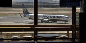 Ryanair eist 15.000 euro van passagier voor omleiden vlucht