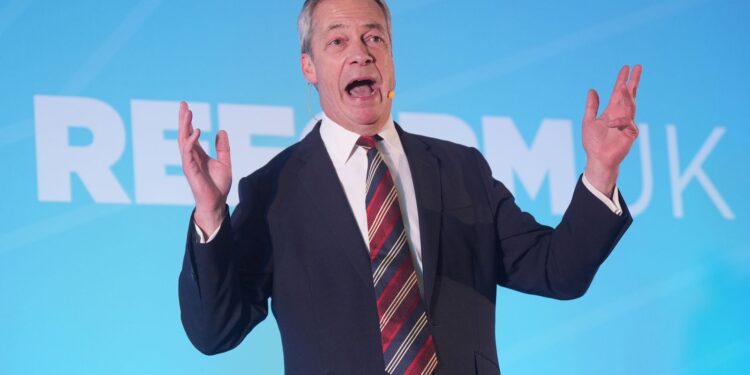 Nigel Farage: “Ik kan niet worden geduwd of gepest”