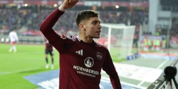 Liverpool biedt 30 miljoen euro voor Jiménez, melden in Engeland