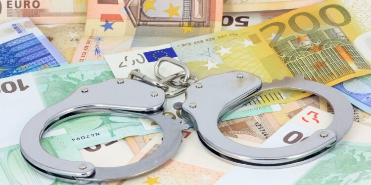 Belastingontduiking: DEOS-eenheid en nieuwe wapens tegen fraude