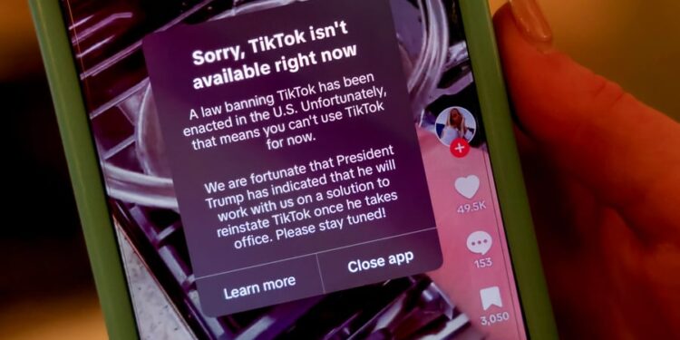 Red TikTok: Trump wil populaire app verbieden