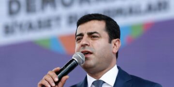 Demirtas steunt Bakhtseli-initiatief voor Koerdische oplossing