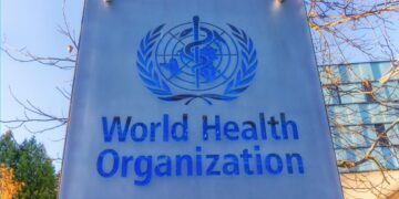 WHO kondigt bezuinigingen aan na terugtrekken VS door Trump.