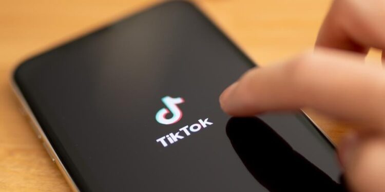 TikTok weer beschikbaar in Apple Store en Google Play