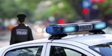 OPEC-politieagenten redden gehandicapte vrouw in Thessaloniki