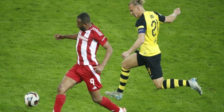 Spannende strijd in Tripoli en Faliro voor plek in de finale