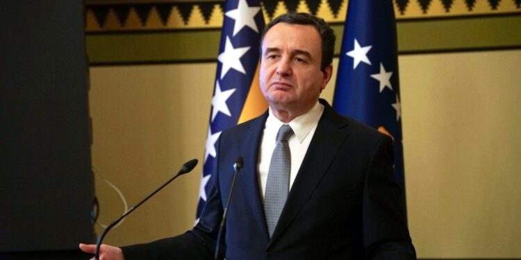 Partij van premier Albin Kurti favoriet bij parlementsverkiezingen in Kosovo