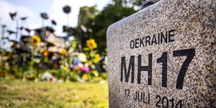 Bellingcat onthult ware verhaal MH17 op tv.