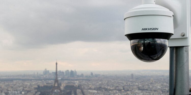 Europa leidt kritisch keerpunt in AI op Top Parijs