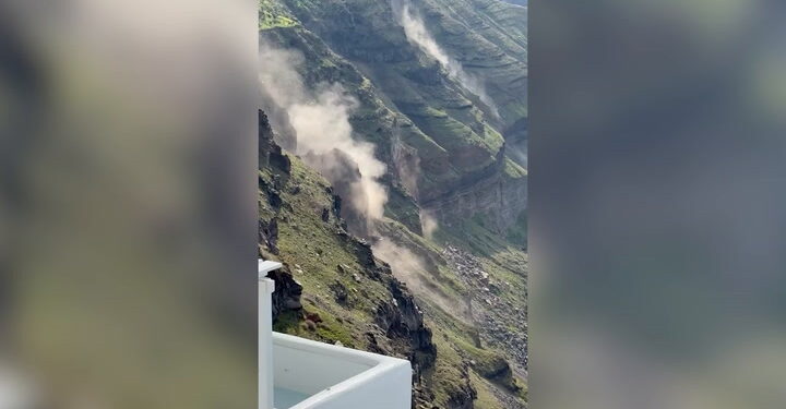 Grieks toeristisch eiland beschadigd door aardbevingen, duizenden evacueren