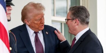 Donald Trump bezoekt binnenkort VK na historische uitnodiging van koning