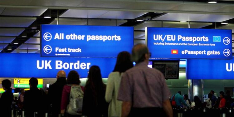 Onthult asielcijfers strenger immigratiebeleid onder Labour