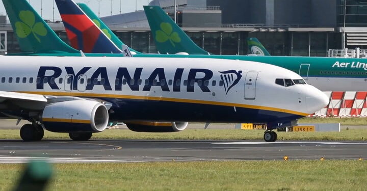 Ryanair introduceert nieuw reisschema voor besparingen tot £250 per jaar.